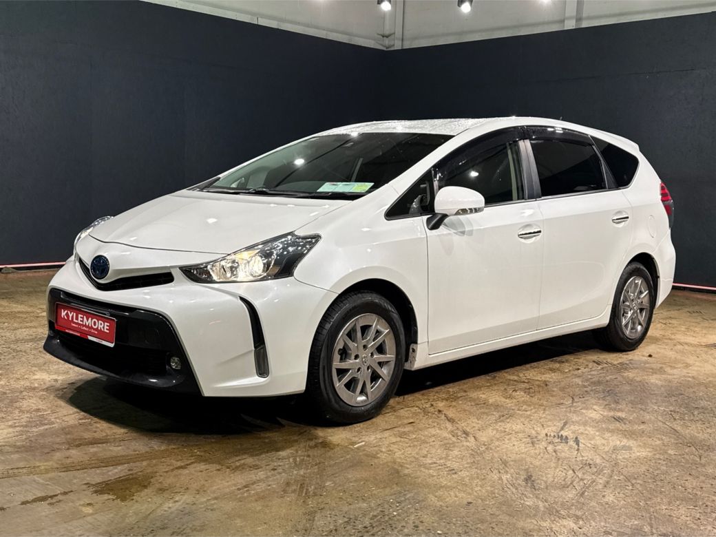 2021 Toyota Prius Alpha