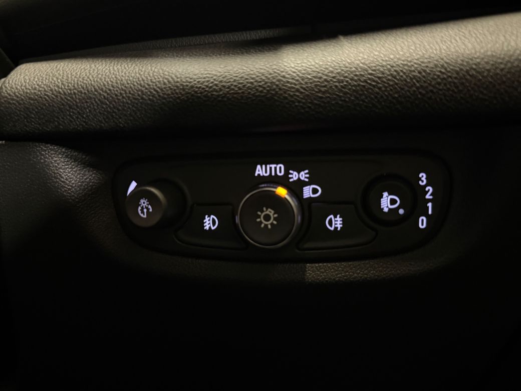 2021 Opel Insignia