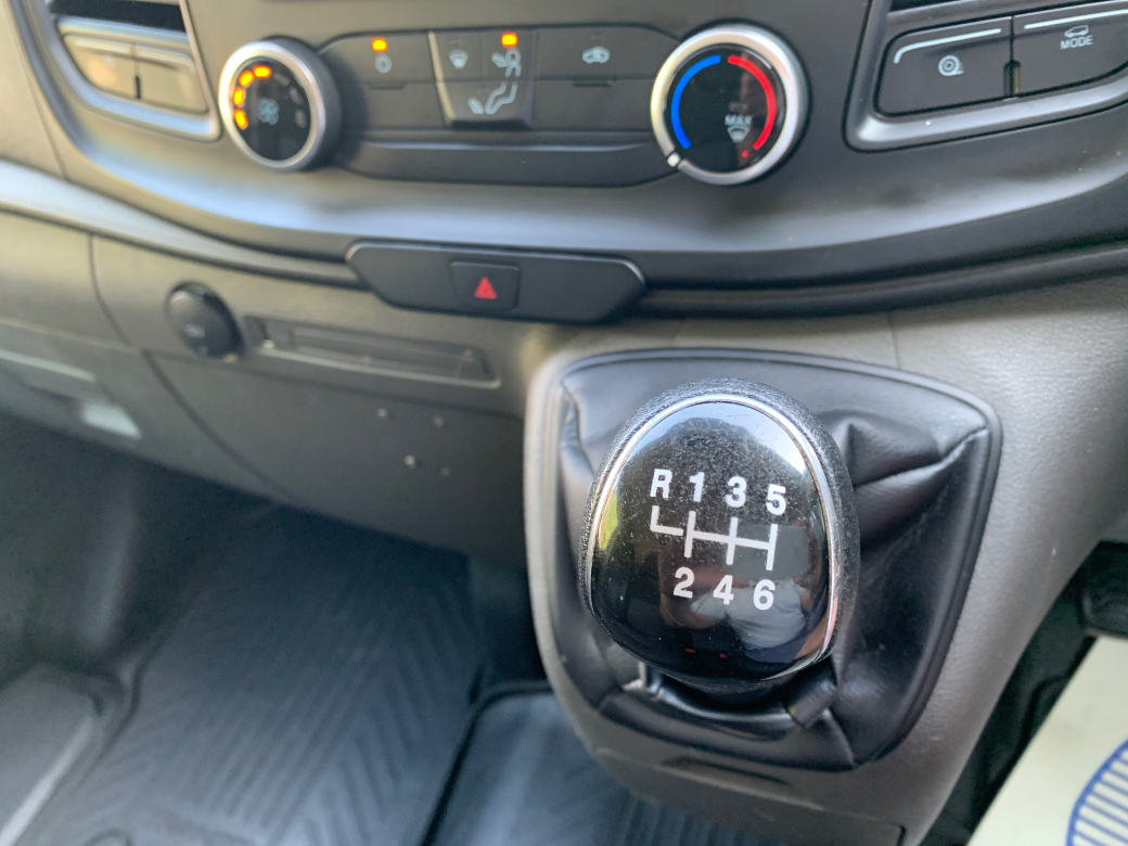 2022 Ford Transit Custom