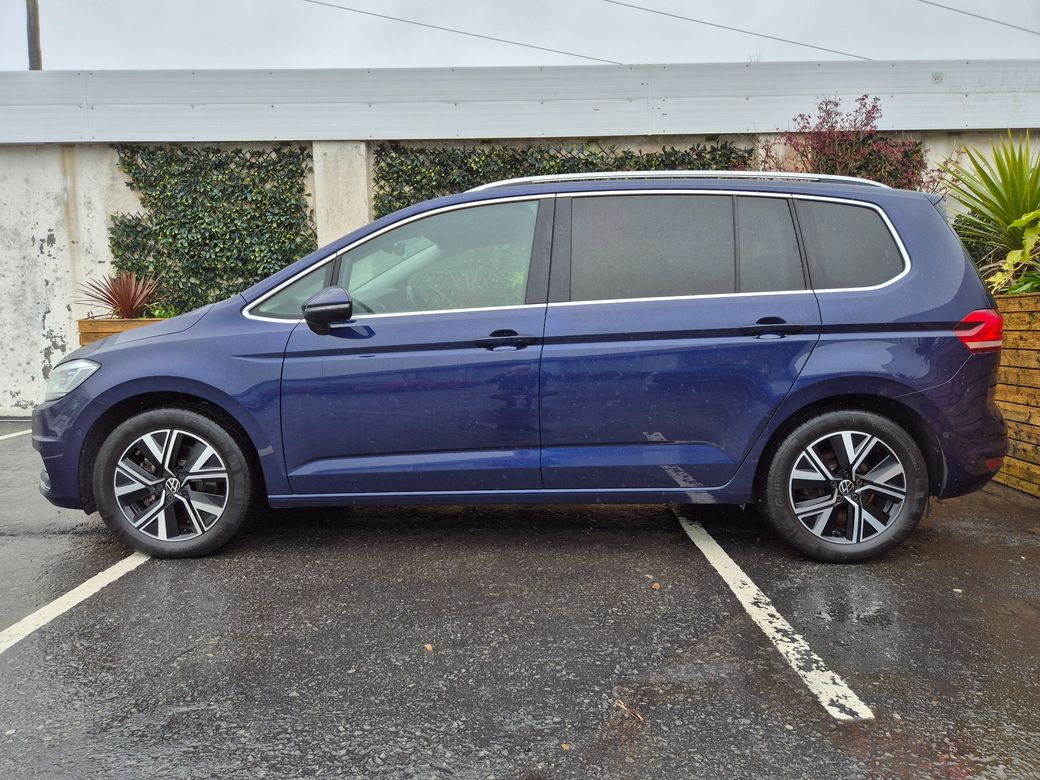 2022 Volkswagen Touran