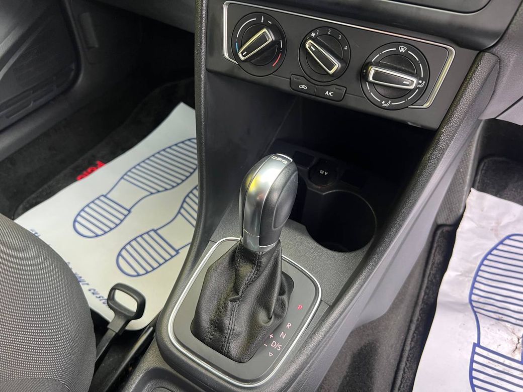 2015 Volkswagen Polo