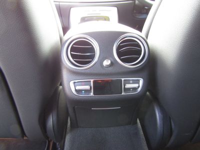 2022 Mercedes-Benz E 300