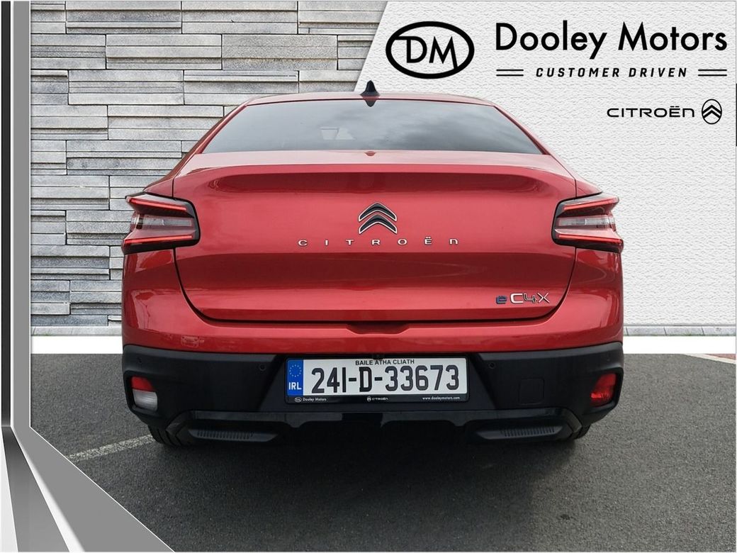 2024 Citroen e-C4 X