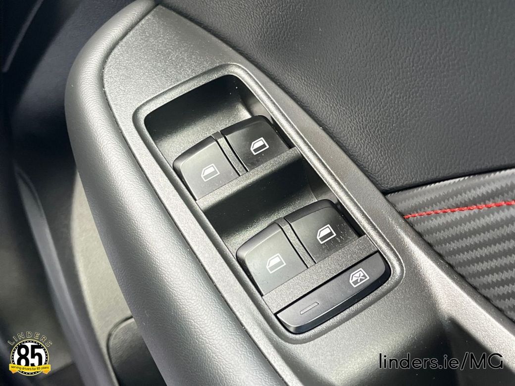 2022 MG ZS