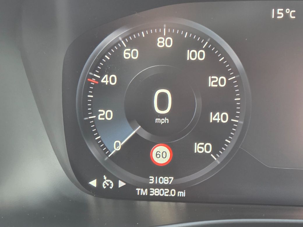 2023 Volvo XC40