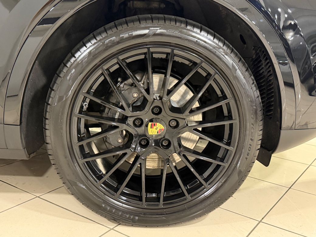 2023 Porsche Cayenne