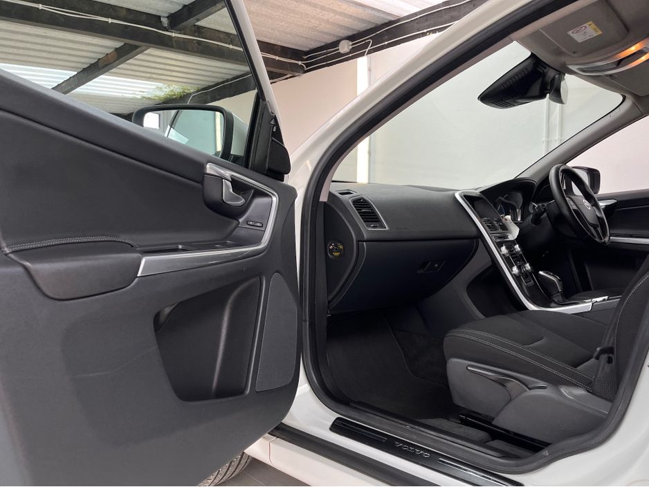 2016 Volvo XC60