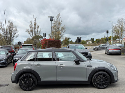 2022 Mini Hatch