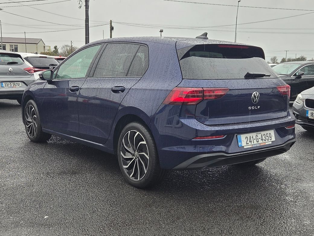 2024 Volkswagen Golf