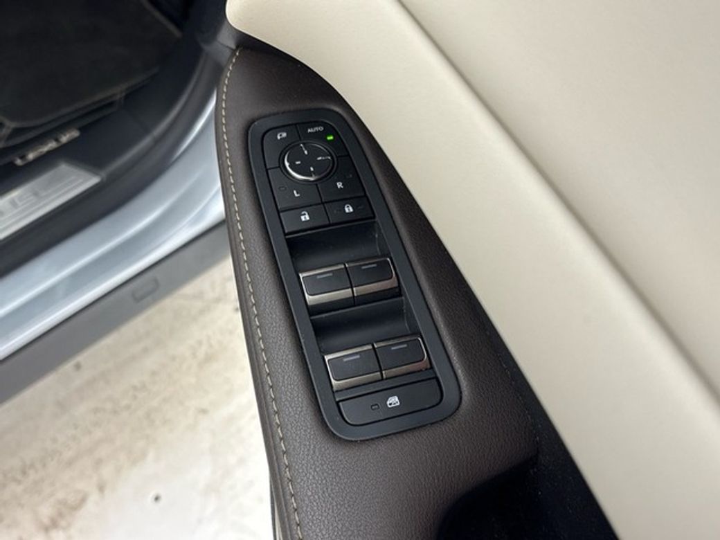 2024 Lexus RX450h+