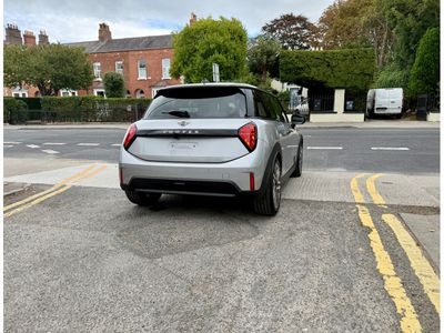 2024 Mini Hatch