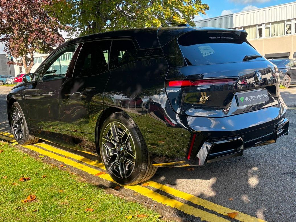 2026 BMW iX