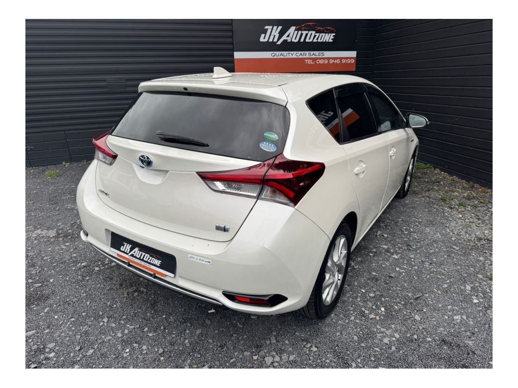 2017 Toyota Auris