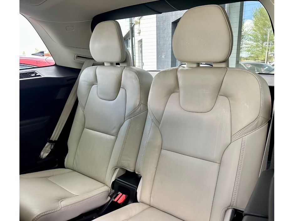 2023 Volvo XC90