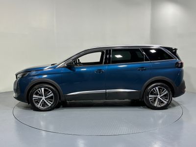 2022 Peugeot 5008