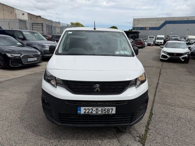 2022 Peugeot Partner