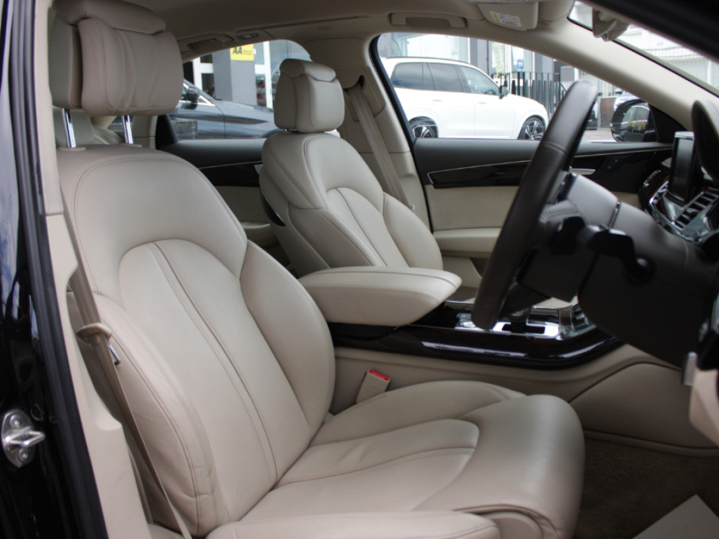 2015 Audi A8