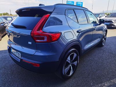 2022 Volvo XC40
