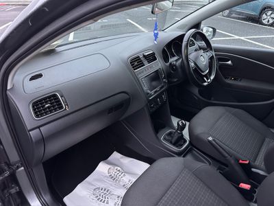 2017 Volkswagen Polo