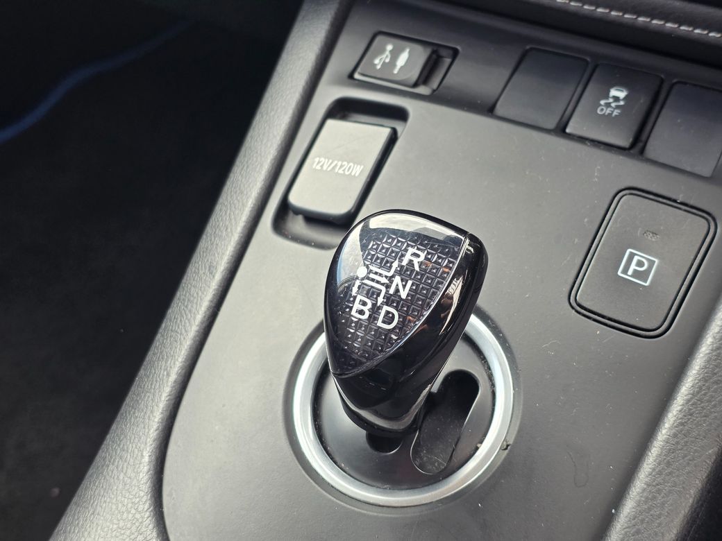 2017 Toyota Auris