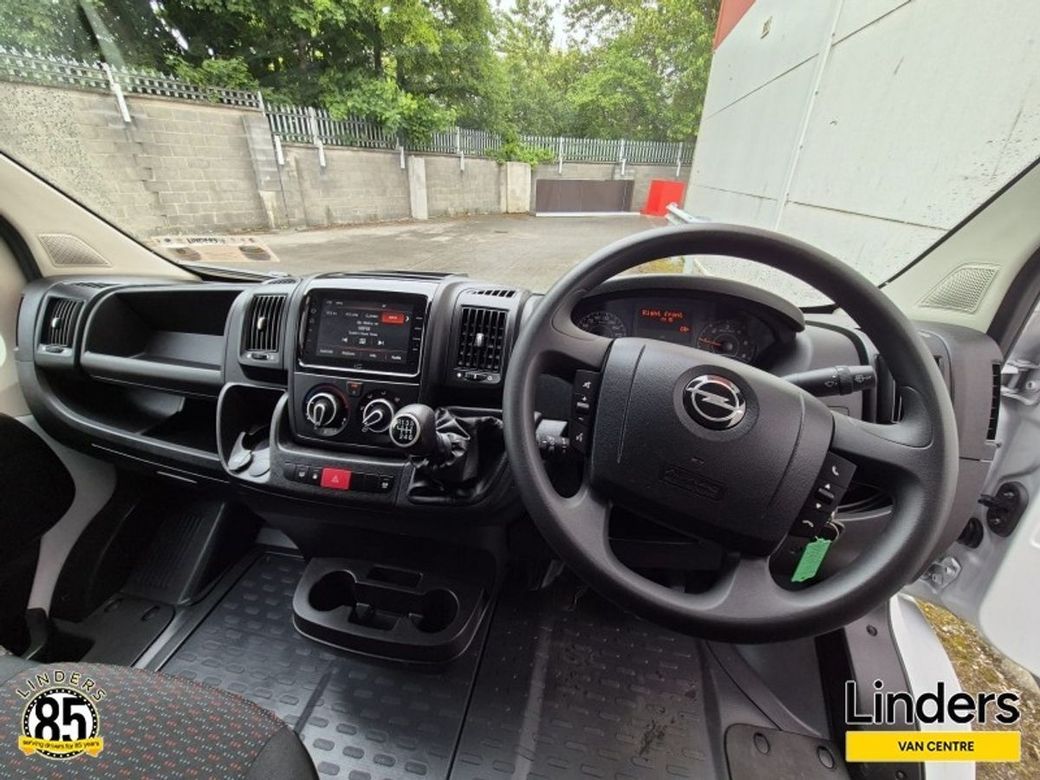 2024 Opel Movano