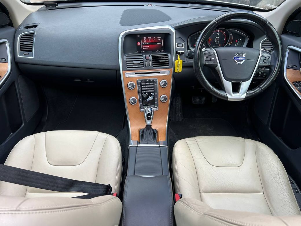 2017 Volvo XC60
