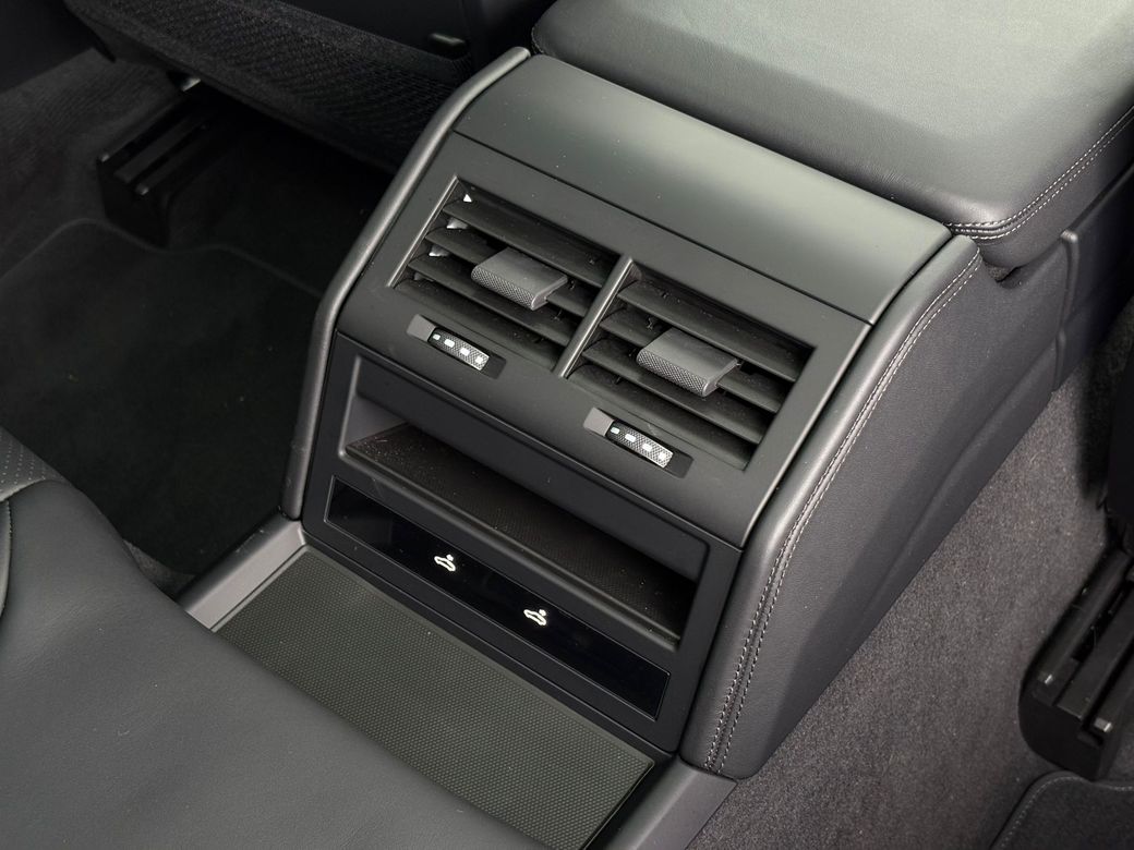 2025 Porsche Panamera