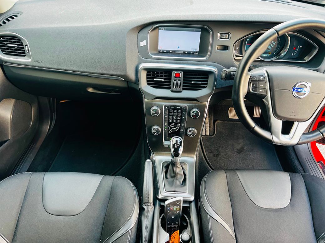 2014 Volvo V40