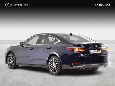 2022 Lexus ES 300h