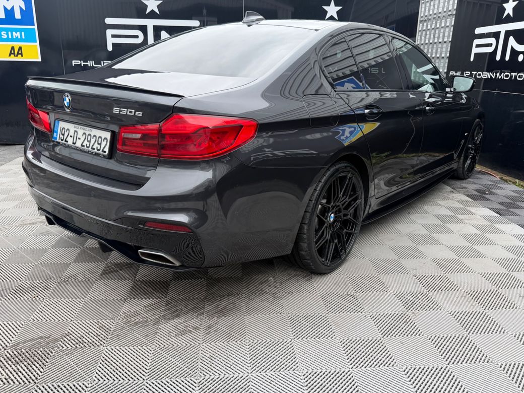 2019 BMW 530