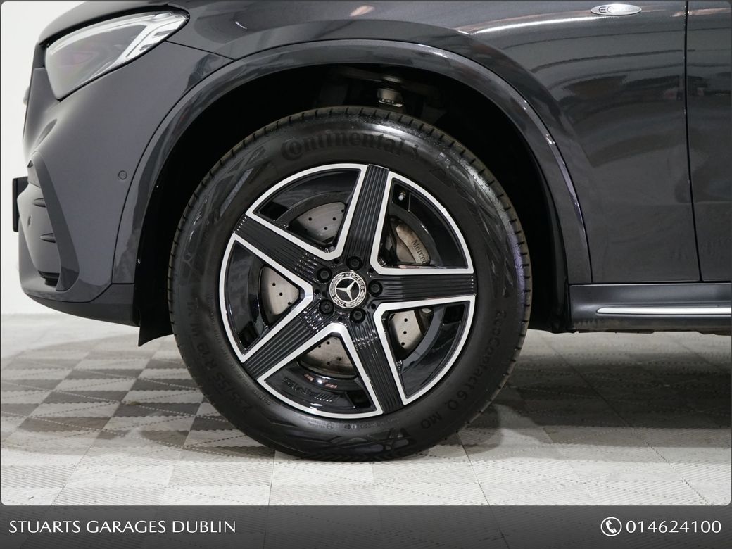 2025 Mercedes-Benz GLC Class