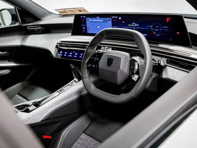 2027 Peugeot 5008