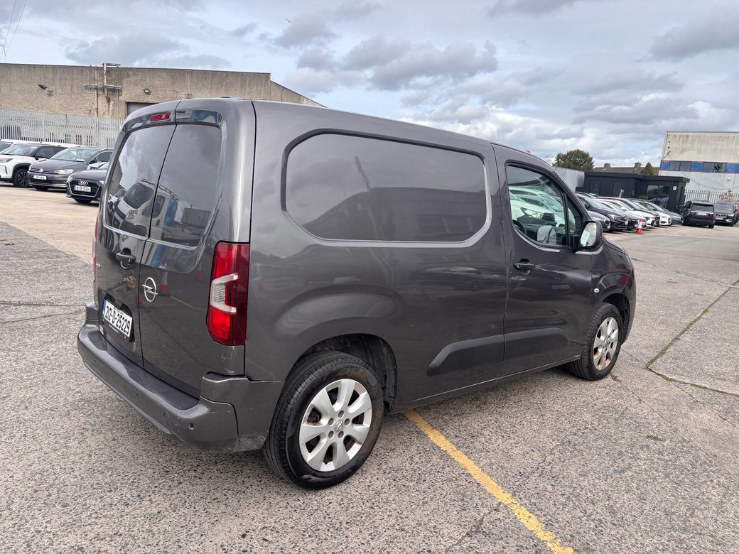 2021 Opel Combo