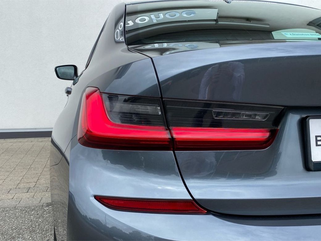 2021 BMW 3 Series