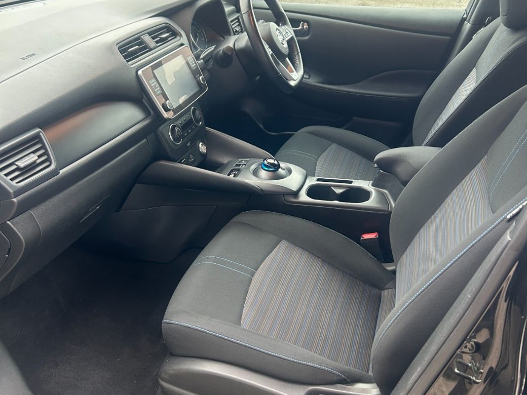2022 Nissan Leaf