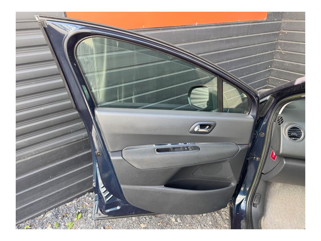 2014 Peugeot 3008