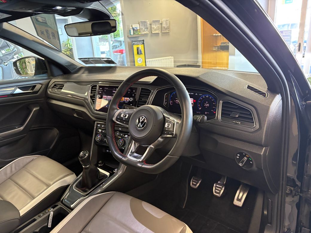 2022 Volkswagen T-Roc