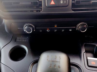 2023 Peugeot Partner