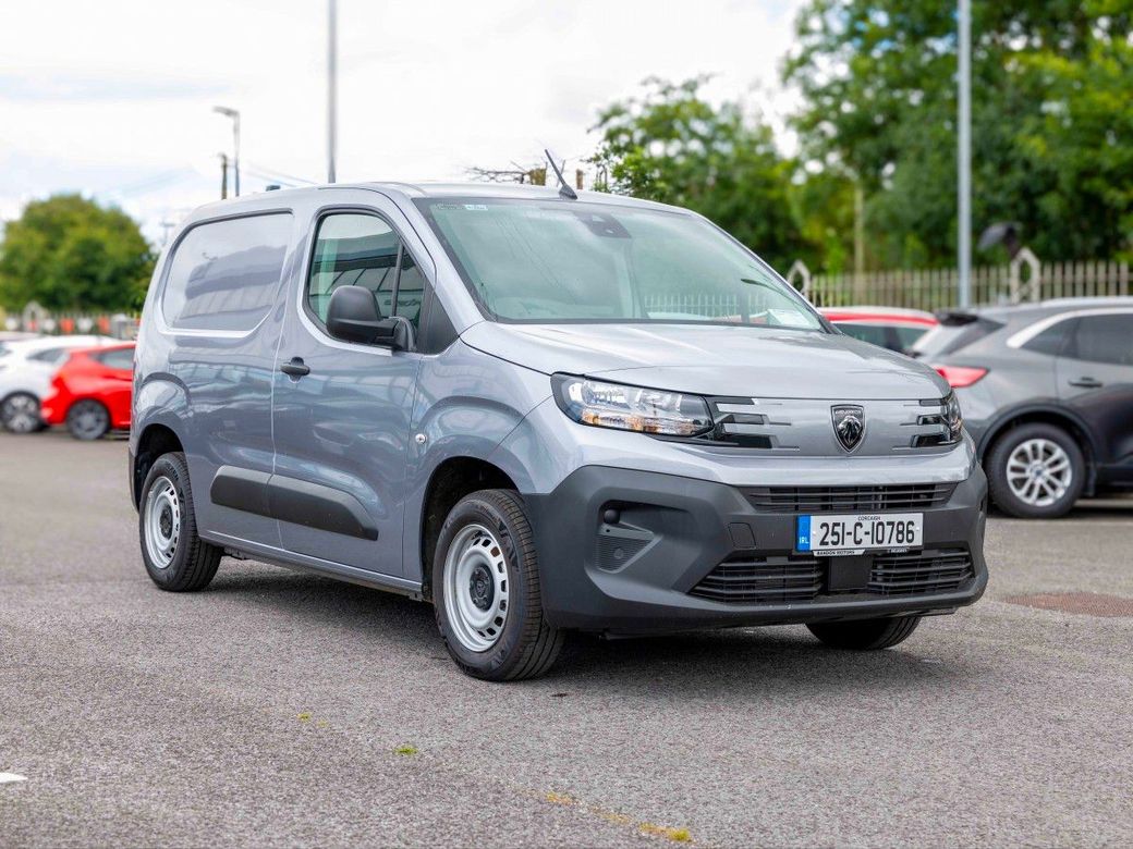 2025 Peugeot Partner