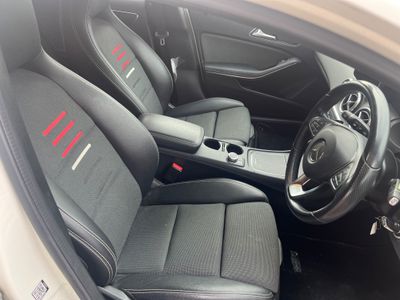 2017 Mercedes-Benz A 180