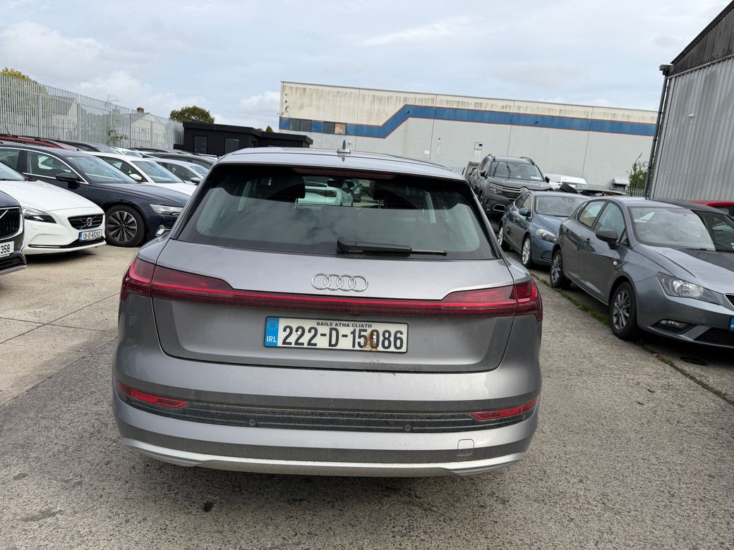 2022 Audi e-tron