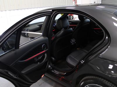 2021 Mercedes-Benz E 300