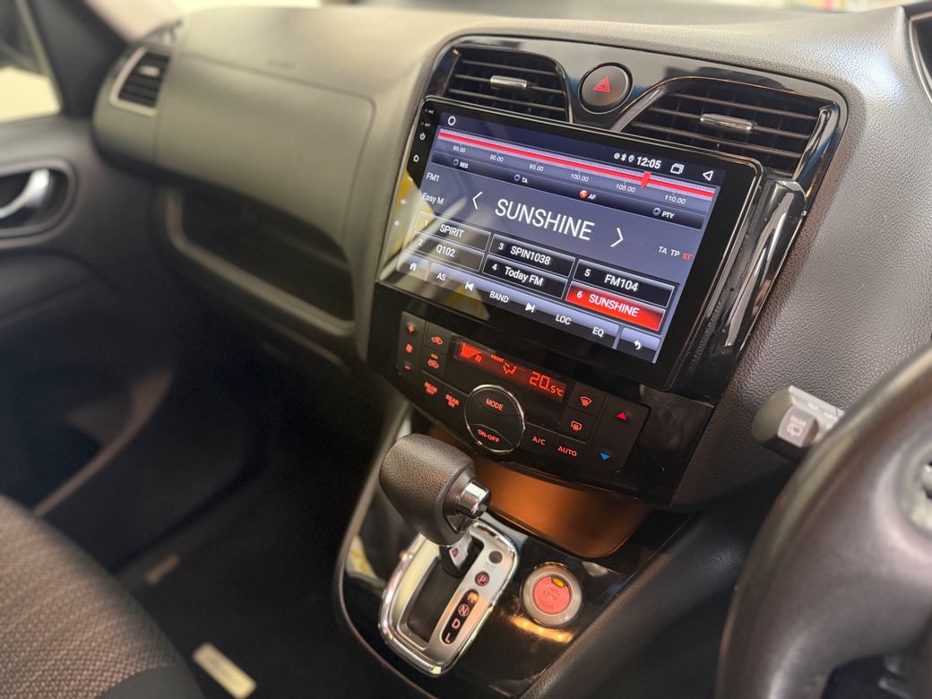 2015 Nissan Serena
