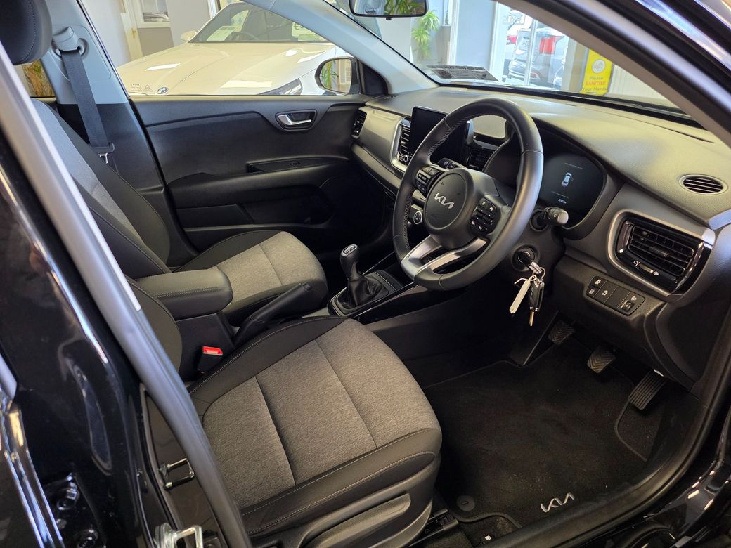 2025 Kia Stonic