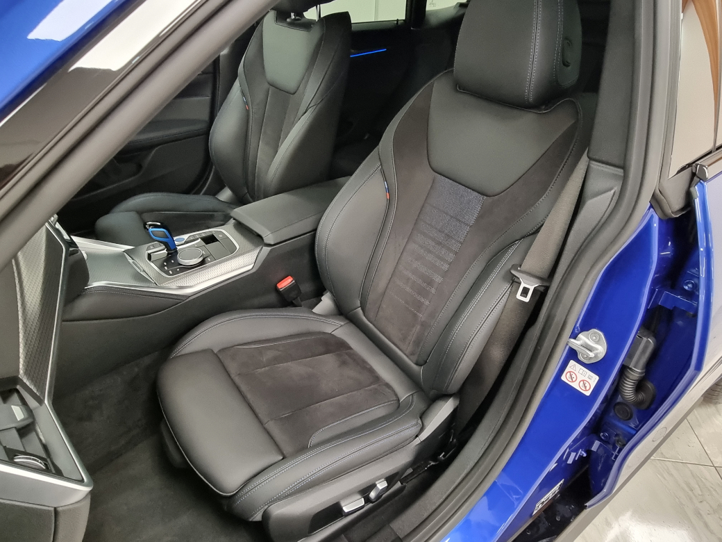 2023 BMW i4