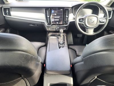 2021 Volvo S90
