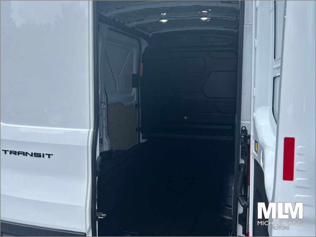 2025 Ford Transit