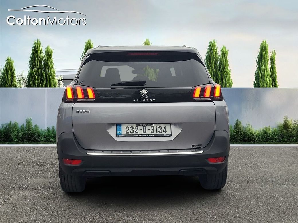 2023 Peugeot 5008