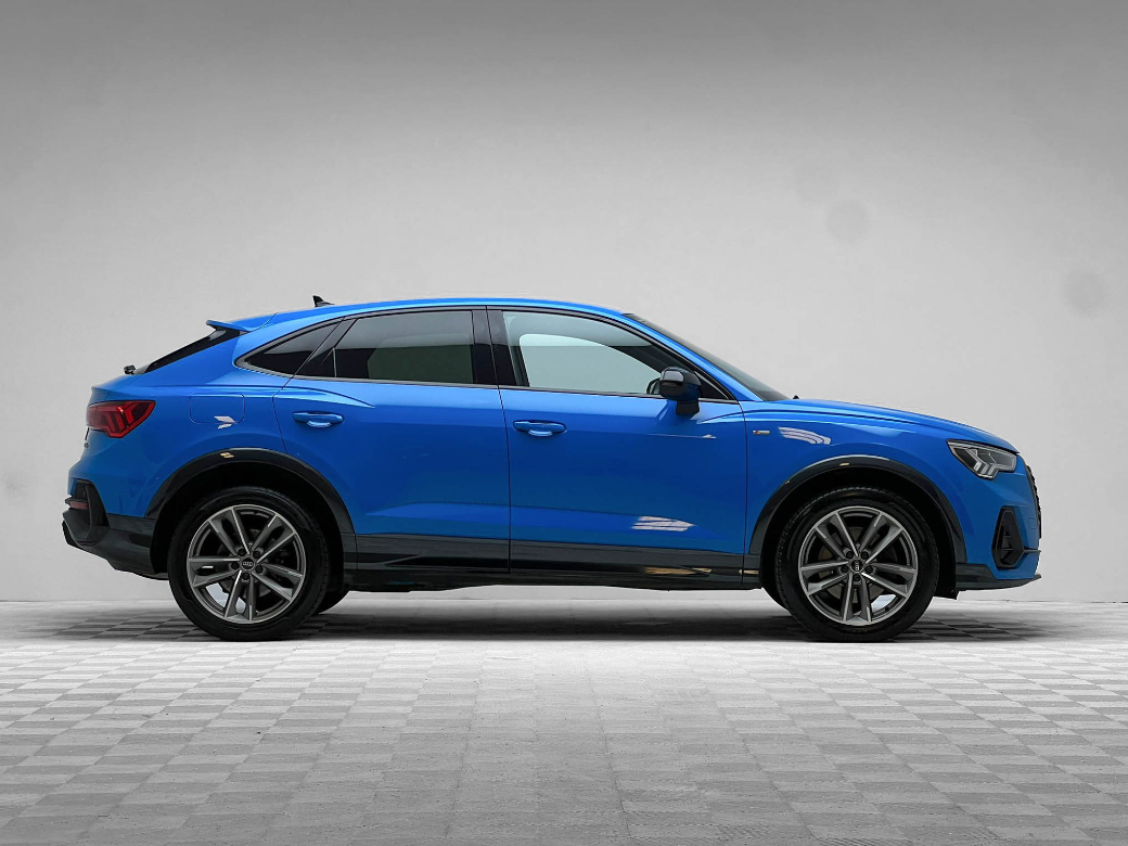 2022 Audi Q3