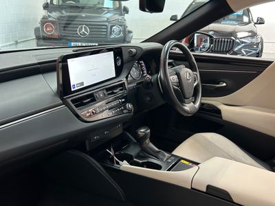 2024 Lexus ES 300h